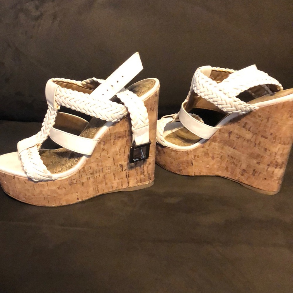 White wedges